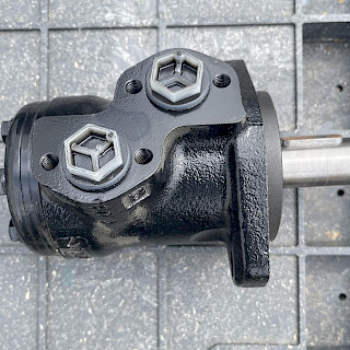 Danfoss White OMP X 25 Hydraulic motor