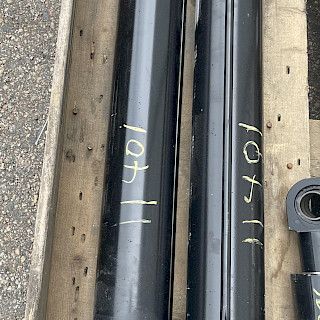 hydraulic cylinder