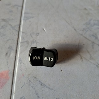 SWITCH 100168358
