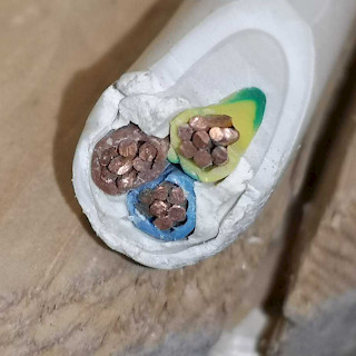 Kuparivoimakaapeli 3x10 mm2 HF REKA R - MMJ-HF