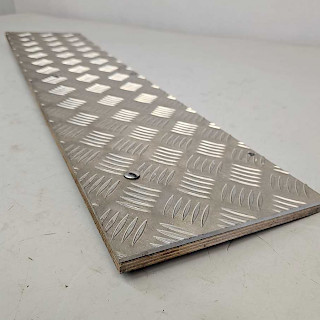 Alumiiniturkkilevy 90x21 cm x3mm + filmivaneri 8mm
