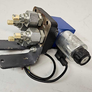 4WE 10 C33/CG24N9K4 Rexroth venttiili 24V