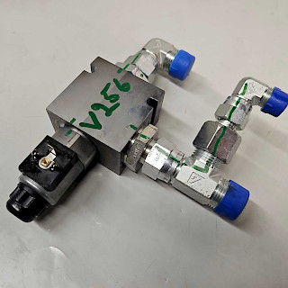 Hydrauliikan jakotukki 24V
