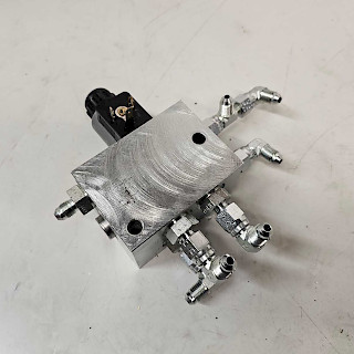 Hydrauliikan jakotukki 24V DC 3000249 23/22