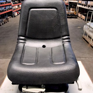 ISTUIN SEAT MUL020 MUSTA VINYYLI