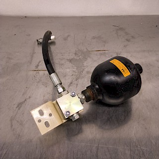 PAINEAKKU + KIINNIKETLETKU