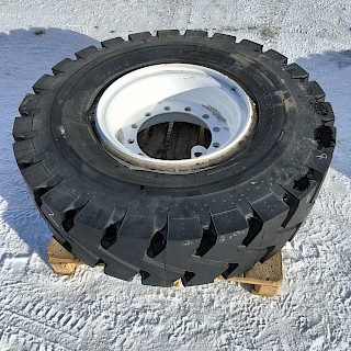 Uusi BRIDESTONE 14.00 R 24 Renkaat