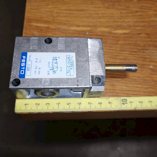 Festo magneettiventtiili typ 9964 MFH-3-1/4