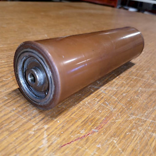 Kuljetinrulla kumipäällyste 205x60 mm