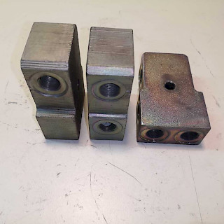 Hydrauliikan jakotukki 5-paikkainen 20 mm