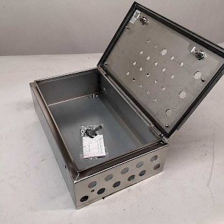Kaappi seinäasennus RST Casemet Cubo E 300x500x150 mm