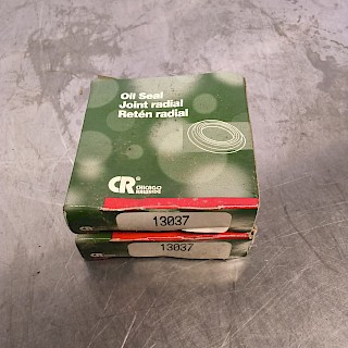 UUSI CR 13037 AKSELITIIVISTE/STEFA