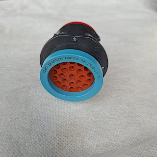 TE-Connectivity DEUTSCH HDP24-24-23 SE-L017 LIITIN